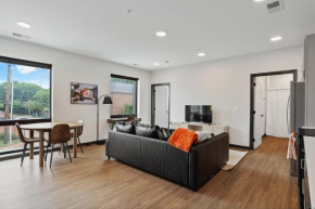 CozySuites on Mass with garage parking #9
